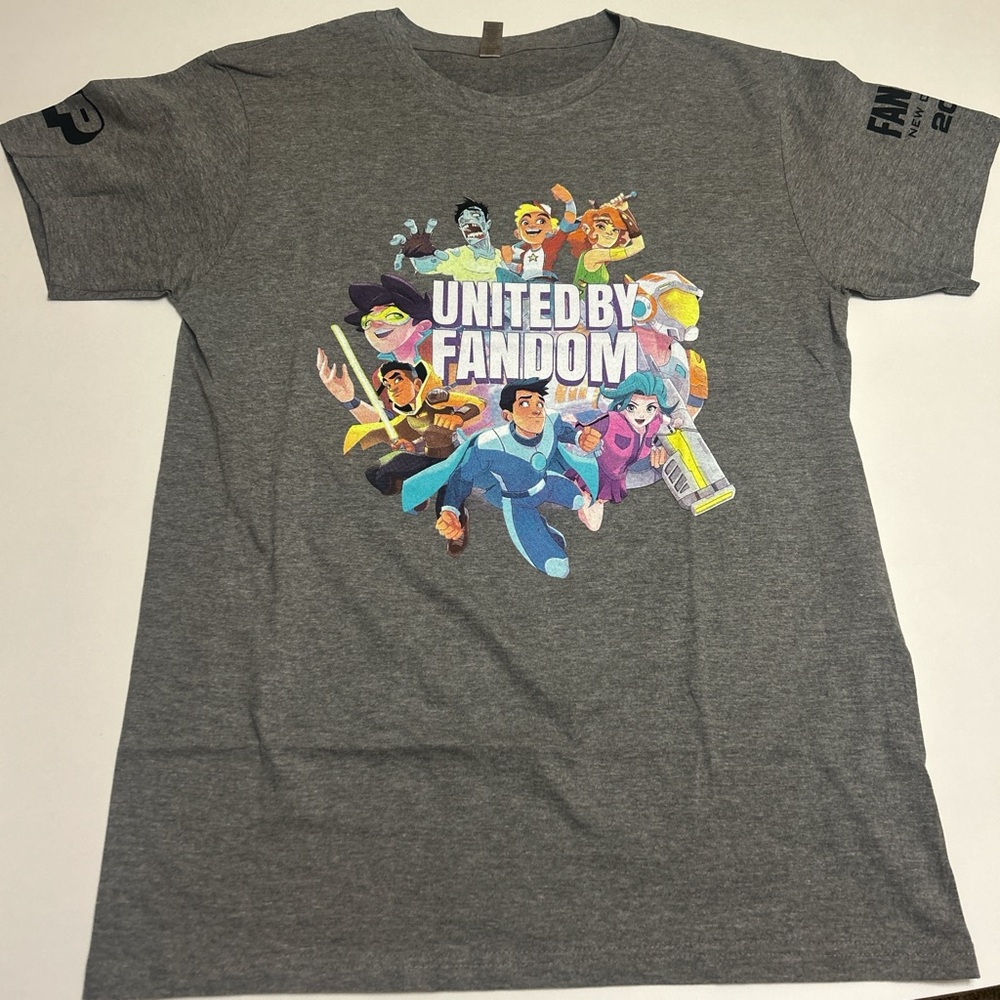 2026 Exclusive United By Fandom VIP T shirt FanExpo All Conventions medium NWT